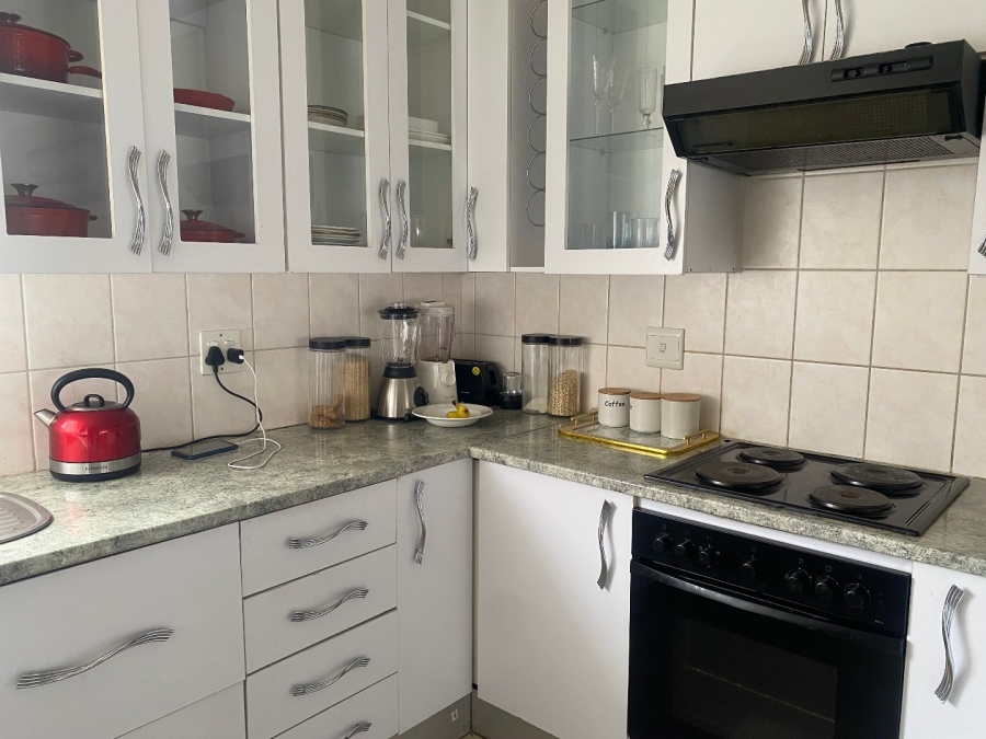 To Let 4 Bedroom Property for Rent in Gonubie Eastern Cape